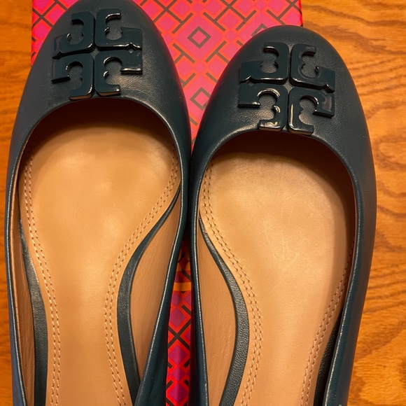 Tory Burch Women’s Ballet Flat. New - Picture 15 of 16